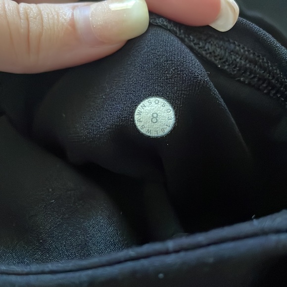 Black Lululemon Leggings - Picture 7 of 7